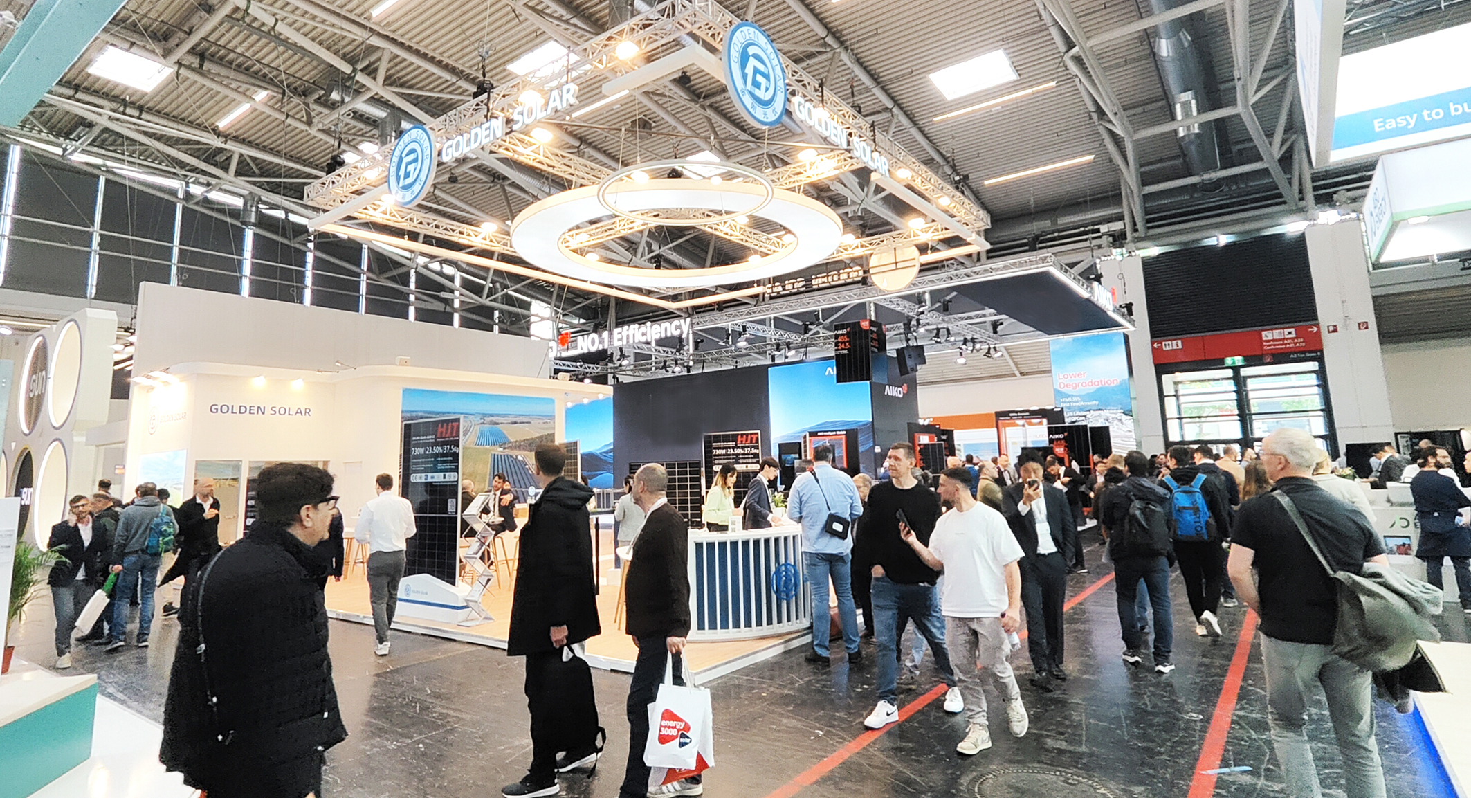 333�����������ʵ������¹�Intersolar Europe��ȫ��ս�Խṹ������
